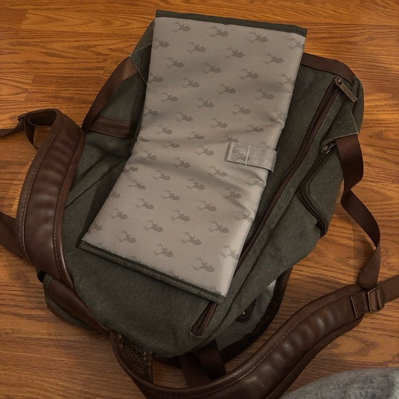 Itzy Ritzy limited first edition Cole + Chelsea DeBoer camo...
